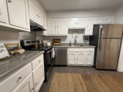2 Bedroom 2 Bath Kitchen